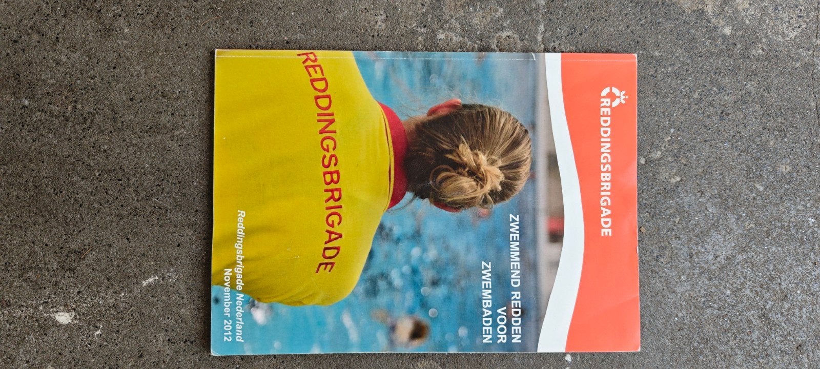 Reddingsbrigade - Zwemmend Redden voor Zwembaden, Ophalen, Zo goed als nieuw, Niet van toepassing, Reddingsbrigade Nederland