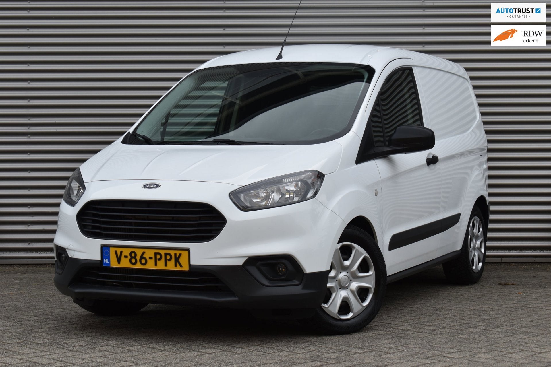 Ford Transit Courier 1.0 Trend EcoBoost 100-PK, Airco, Cruis, Auto's, Voorwielaandrijving, Dealer onderhouden, Gebruikt, 100 pk
