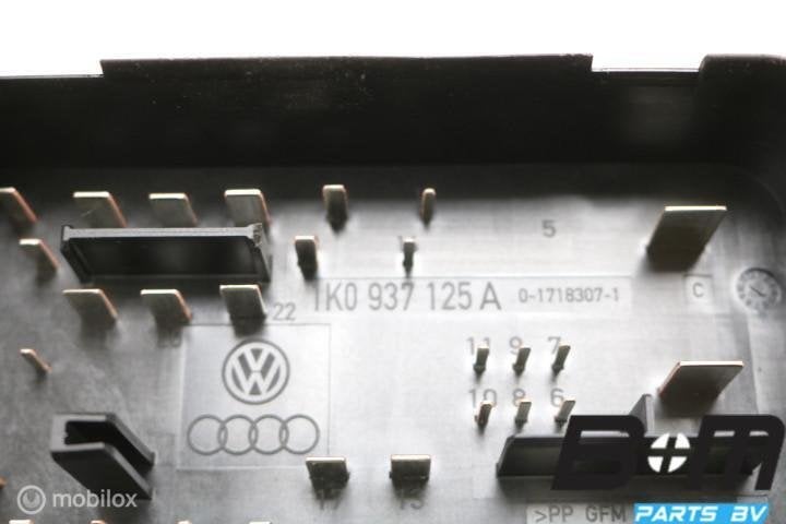 Zekeringkast in motorruimte VW Touran 1T 1K0937125A, Gebruikt