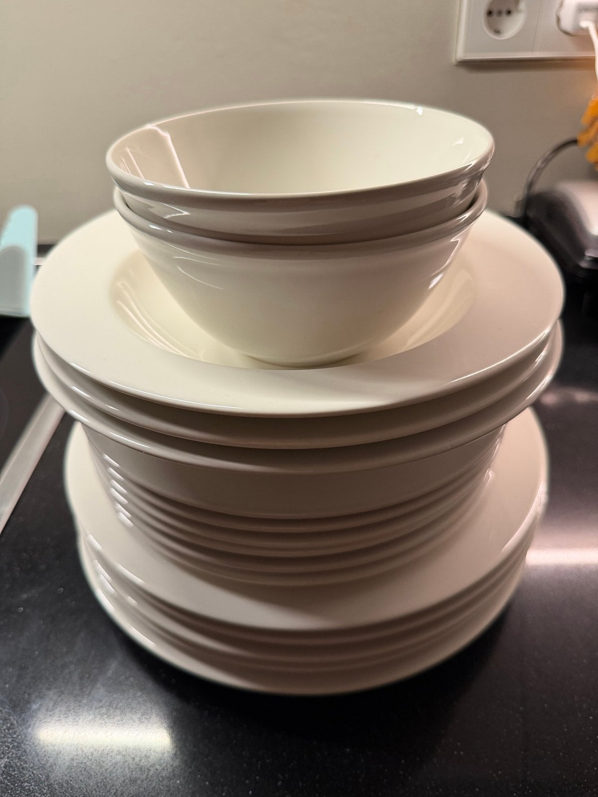 IKEA 16-delig servies, wit, zo goed als nieuw, Ophalen, Keramiek, IKEA, Zo goed als nieuw