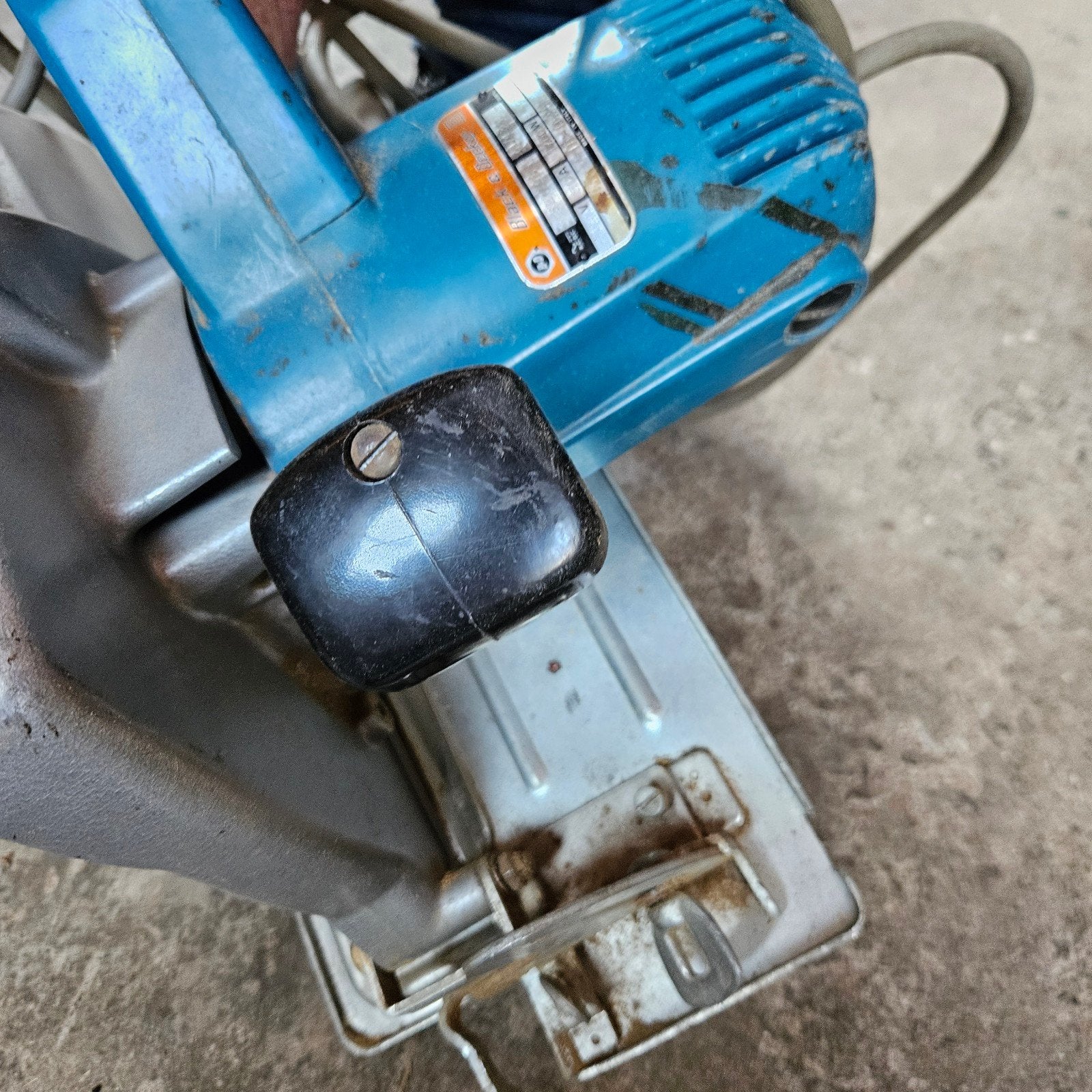 Makita Cirkelzaag - Gebruikt maar functioneel, Ophalen, Gebruikt, Cirkelzaag, 600 tot 1200 watt