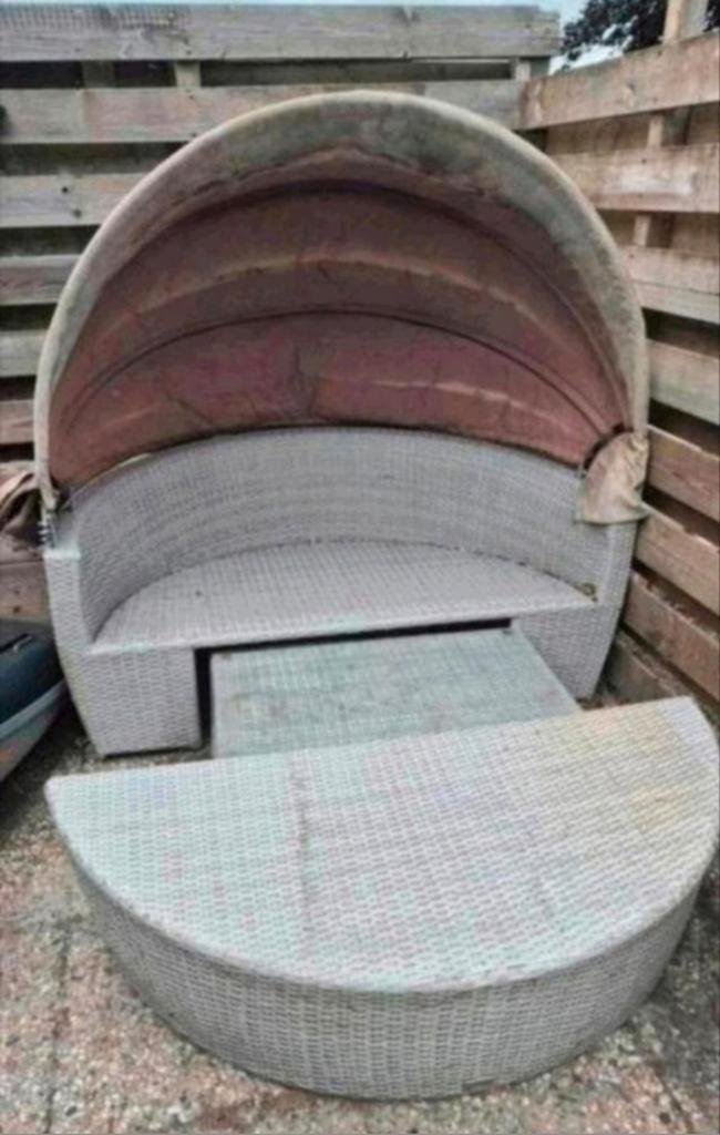 Rotan duo seat met kussens en tafel met gehard glas, Tuin en Terras, Tuinstoelen, Ophalen, Gebruikt, Rotan