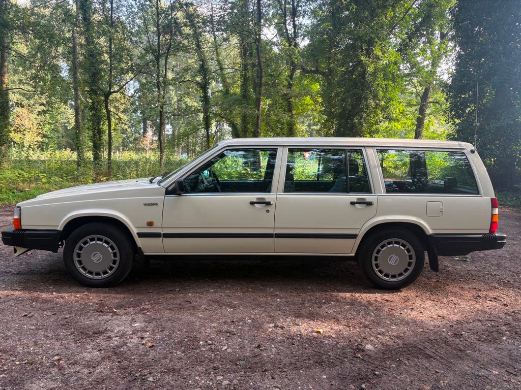 Volvo VOLVO 745-883 GI Slechts 54.000 km in perfecte staat, foto 5