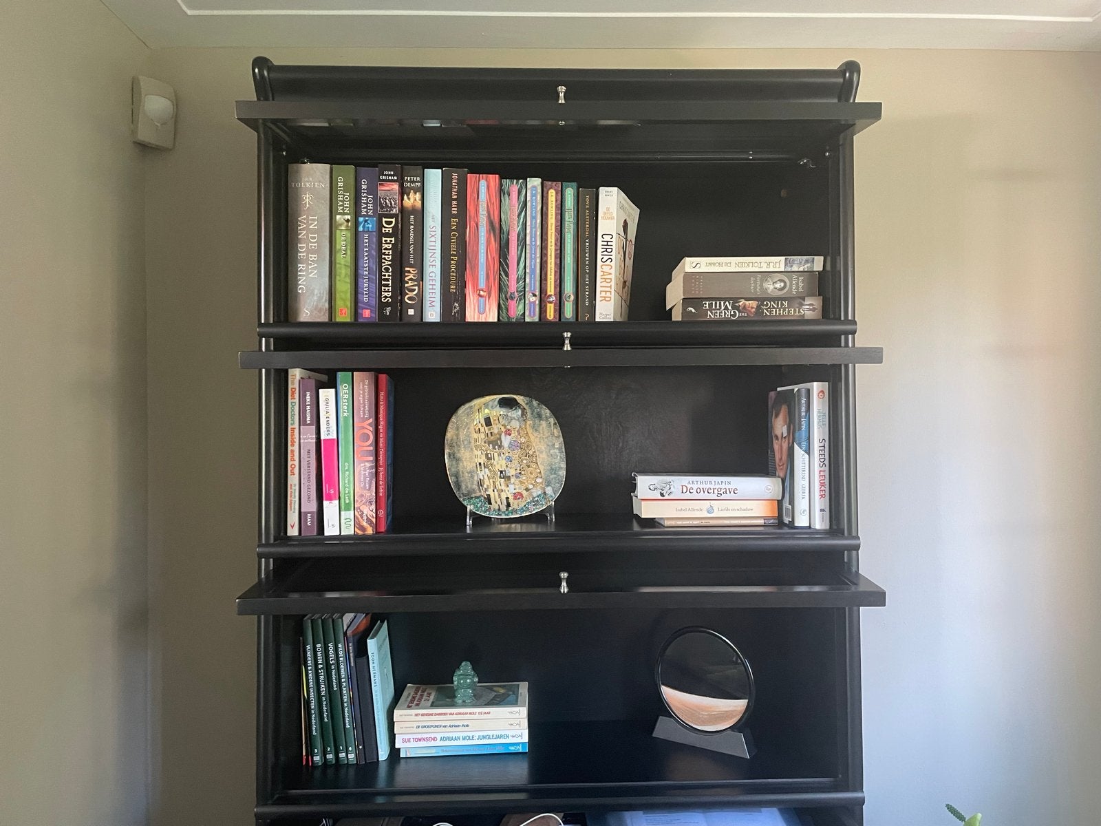 Zwarte Boekenkast met Glazen Deuren en Lades, Huis en Inrichting, Kasten | Boekenkasten, Ophalen, Gebruikt, 200 cm of meer, 50 tot 100 cm