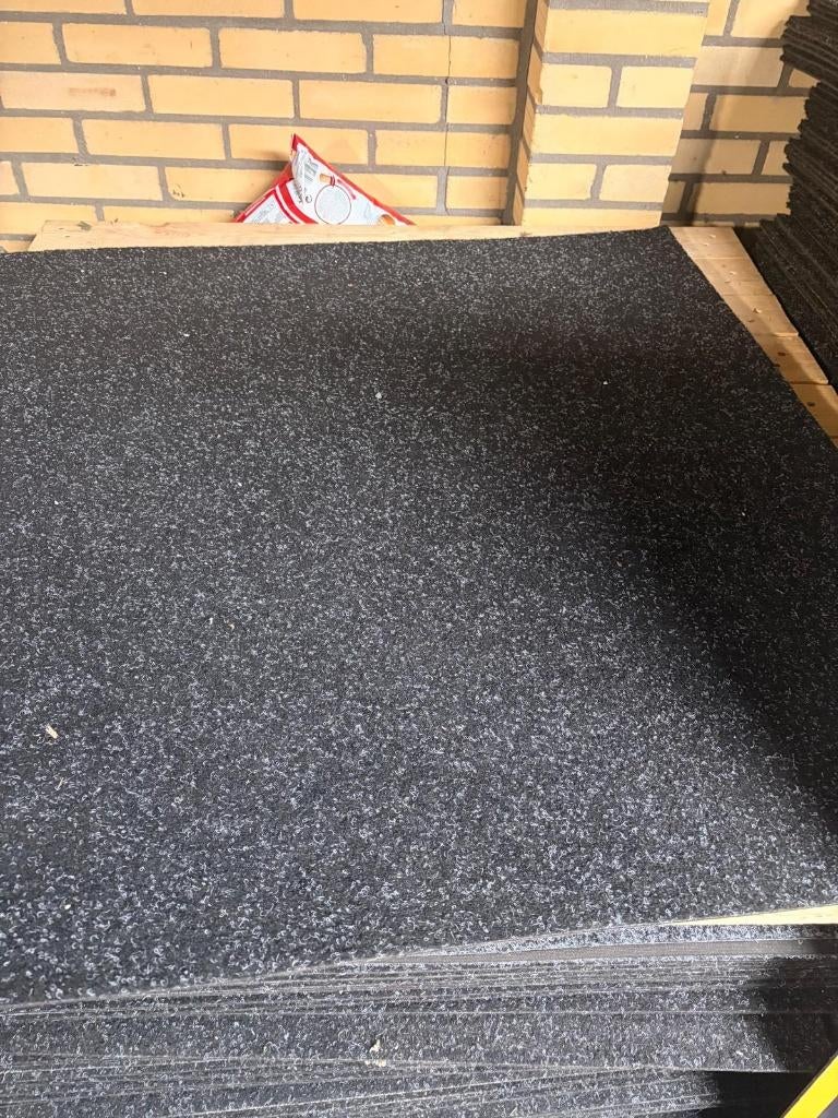 Tapijttegels, Ophalen, 75 m² of meer, Zwart, Tapijttegels