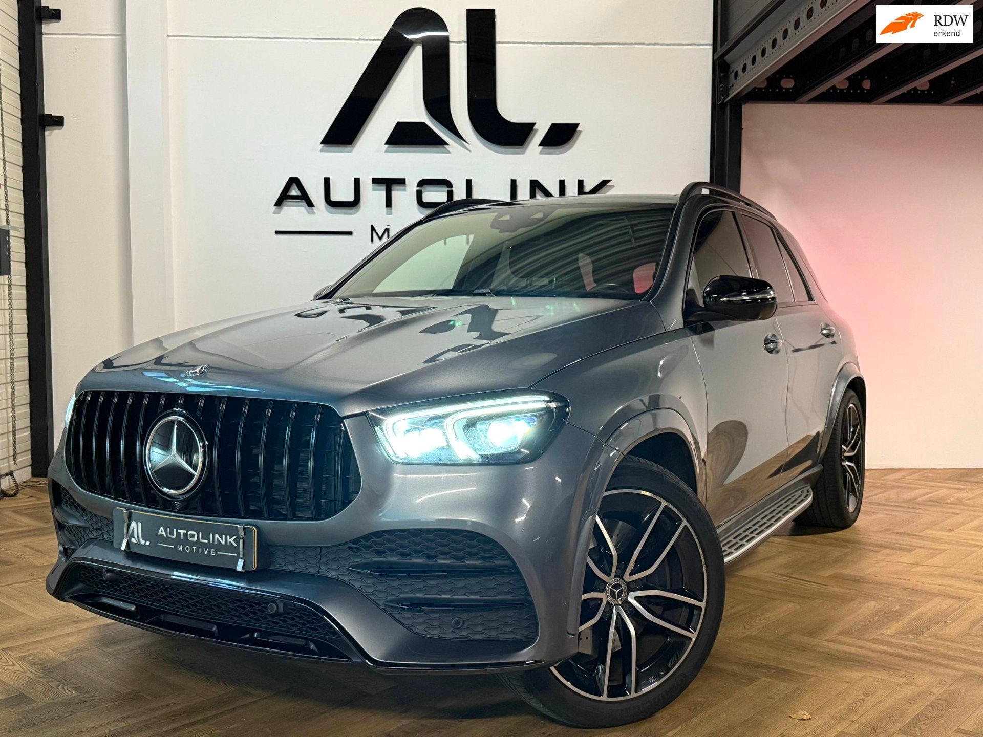 Mercedes-Benz GLE-klasse 450 4MATIC Premium+ AMG|HUD|BURMEST, Auto's, Automaat, Gebruikt, Zwart, 367 pk