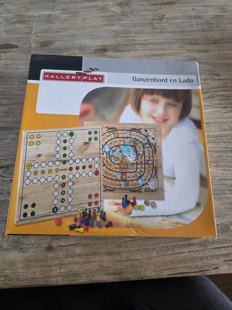 Bordspellen - Ganzenbord en Ludo, Hobby en Vrije tijd, Gezelschapsspellen | Bordspellen, Drie of vier spelers, Ophalen of Verzenden