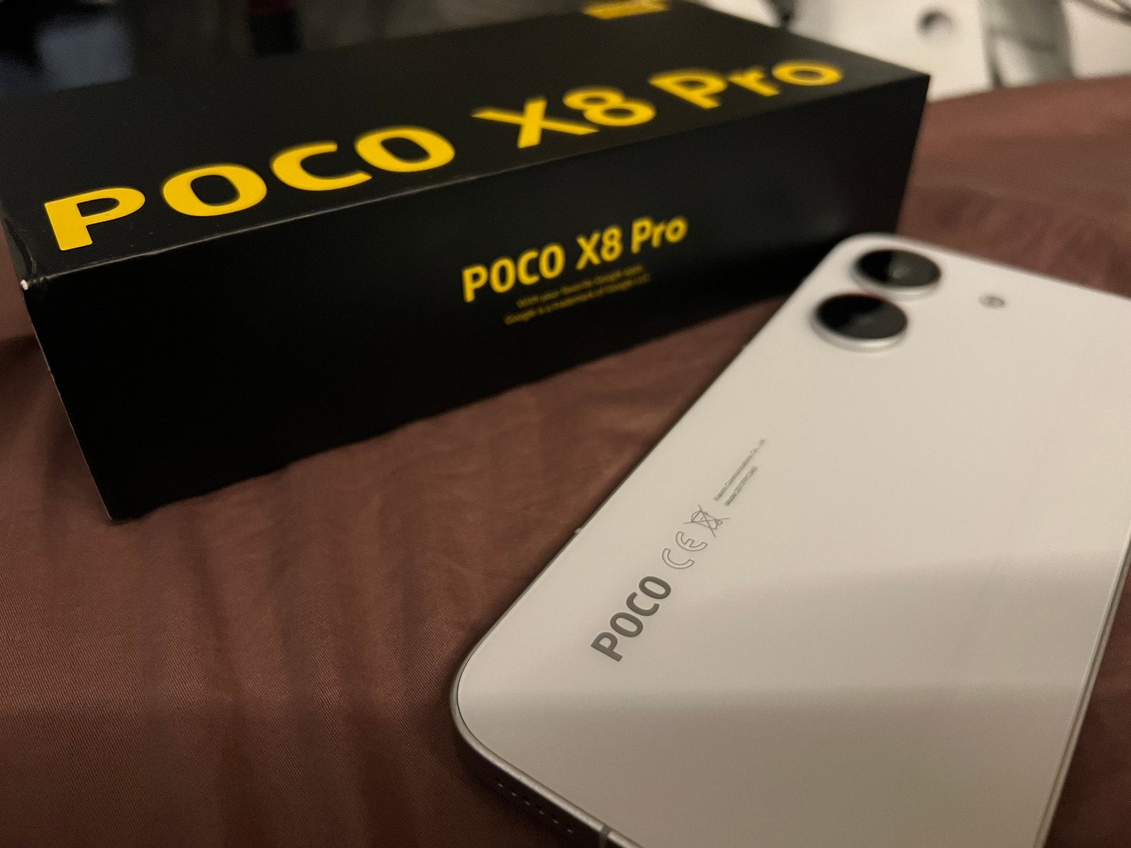 Foto 2 van Poco x8 pro