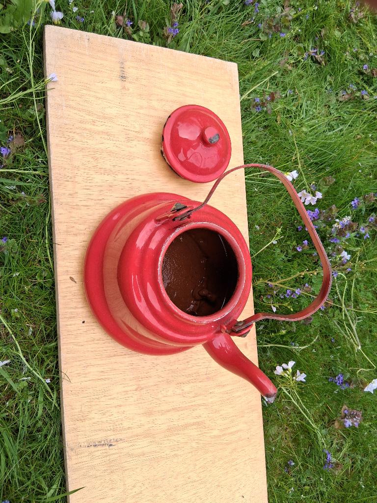 Emaille ketel rood met rood handvat, Antiek en Kunst, Antiek | Emaille, Ophalen
