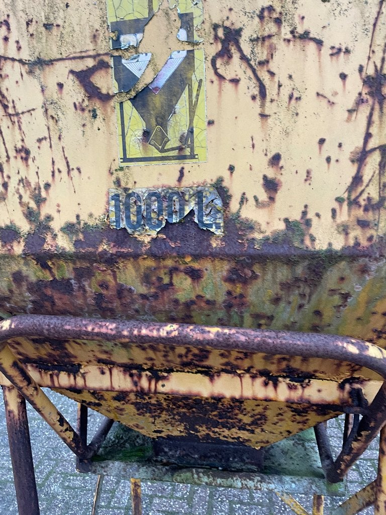 beton kubels, Ophalen, Gebruikt