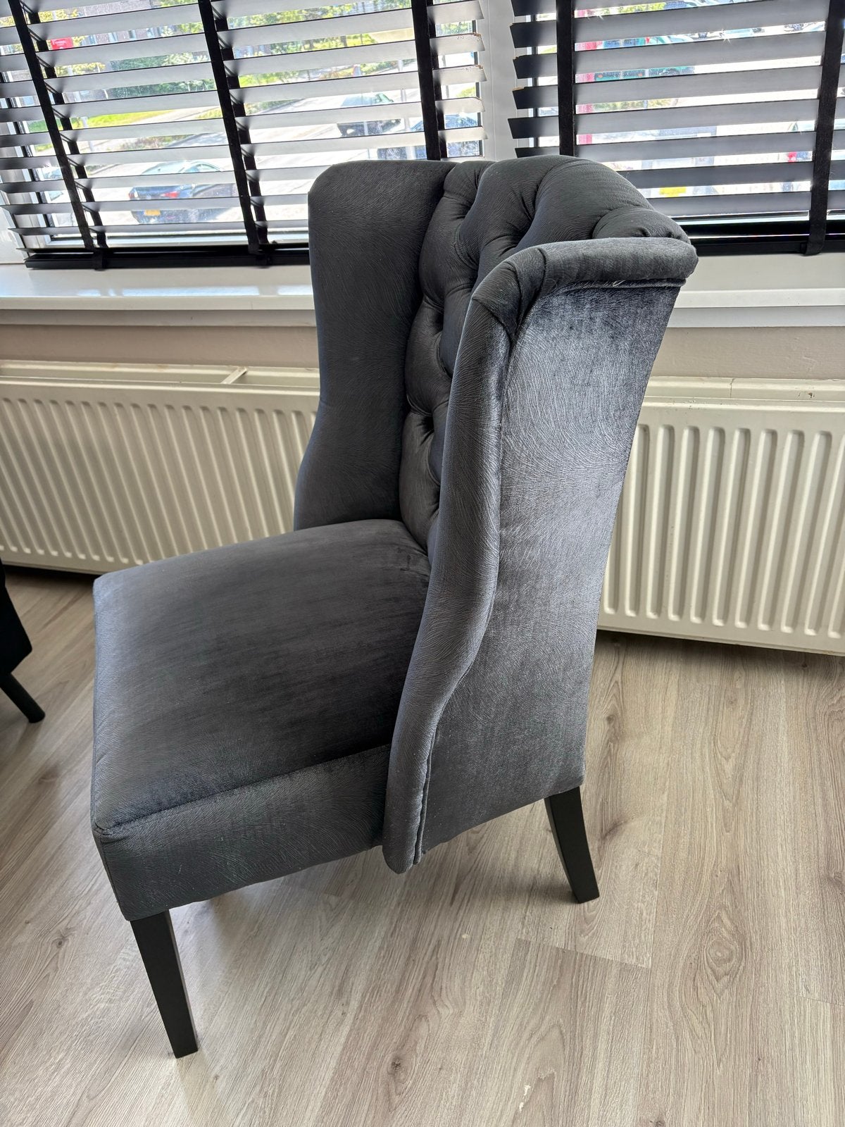 4 Velvet Antraciet Eetkamerstoelen, Huis en Inrichting, Stoelen, Ophalen, Zo goed als nieuw, Vier, Stof