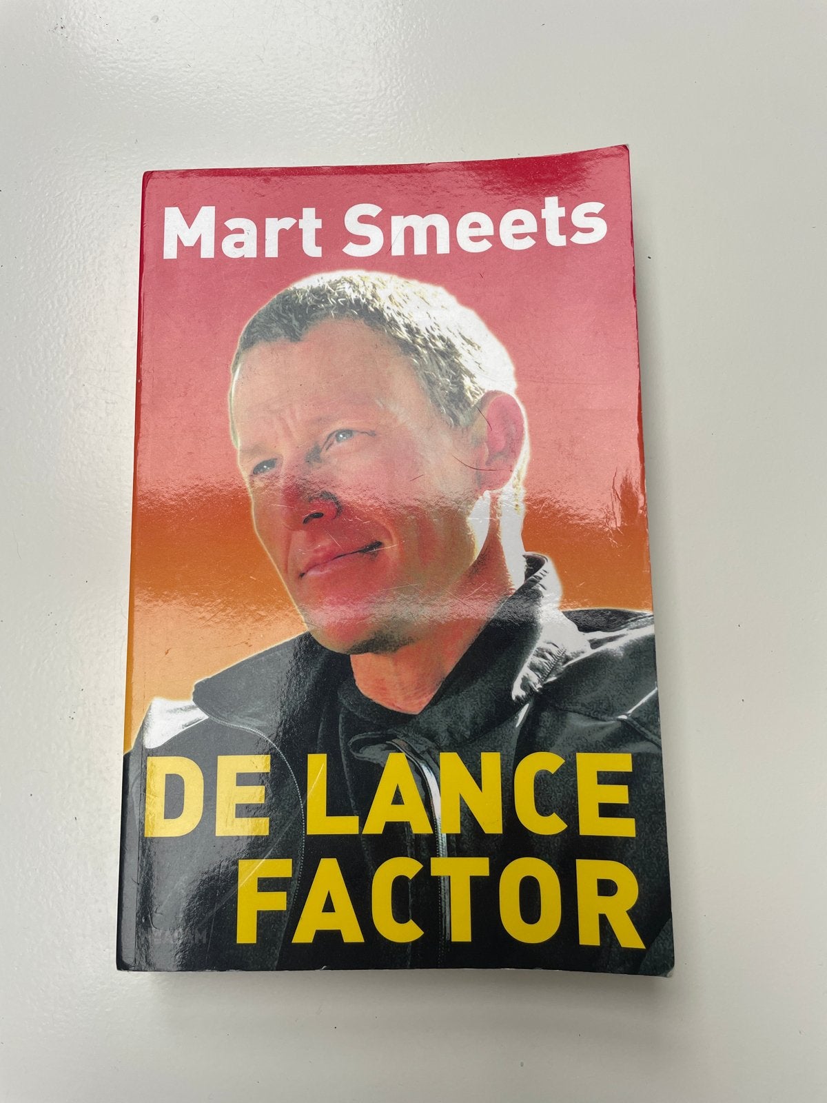 De Lance Factor - Mart Smeets (Boek), Ophalen of Verzenden, Gelezen, Nederland