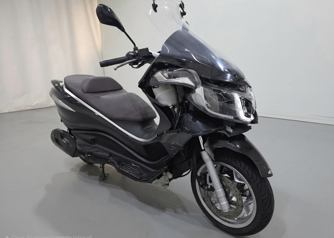 Piaggio X10 350 Executive BS 25kw Bjr.2018 (bj 2018), Motoren, Overige merken, Piaggio & C. SpA, 330 cc, Viale Rinaldo Piaggio, 25 ,56025, Pontedera, PI, Italia