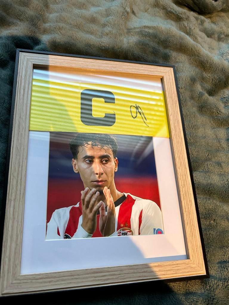 Salah-Eddine PSV gesigneerde aanvoerdersband + videobewijs, Ophalen of Verzenden, Zo goed als nieuw, PSV, Overige typen