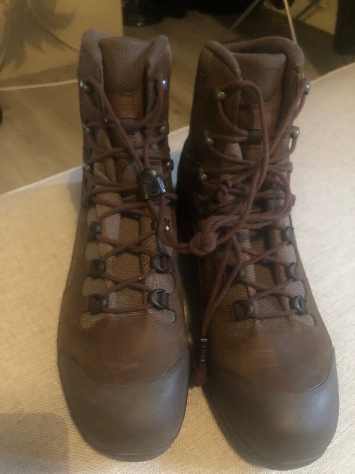 Bruine wandelschoenen - Maat 42, Sport en Fitness, Bergsport en Wandelen, Ophalen of Verzenden, Gebruikt, Schoenen