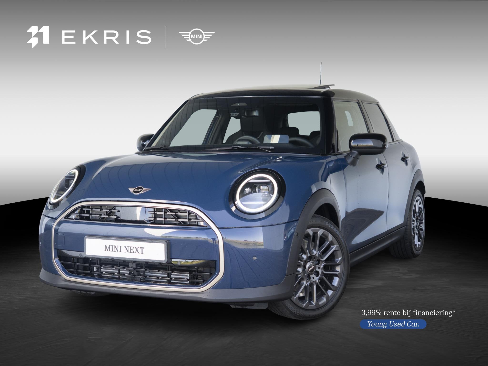 MINI 5-Deurs C Favoured M-Pakket + Glazen panoramadak + Harm, Auto's, Stof, 156 pk, Met garantie (alle), Origineel Nederlands