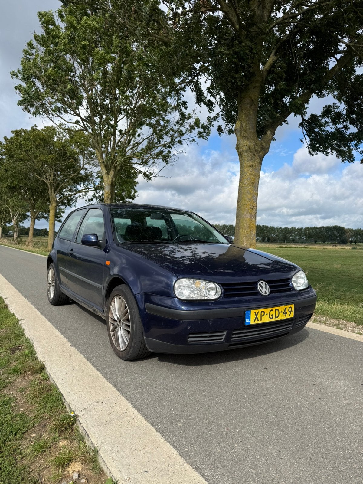 Volkswagen golf 1.4 3-deurs 1999 blauw, Auto's, Volkswagen, Voorwielaandrijving, Stof, Zwart, 4 cilinders