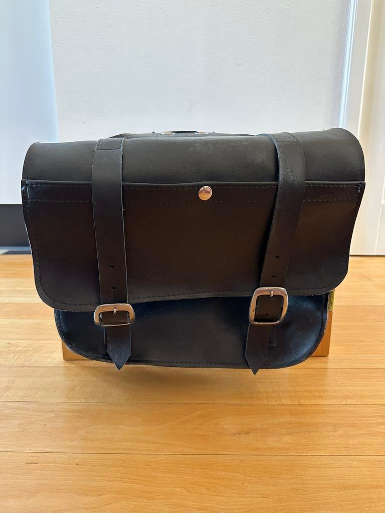 Dubbele zadeltas motor Willie&Max, Motoren, Accessoires | Koffers en Tassen, Ophalen, Zo goed als nieuw