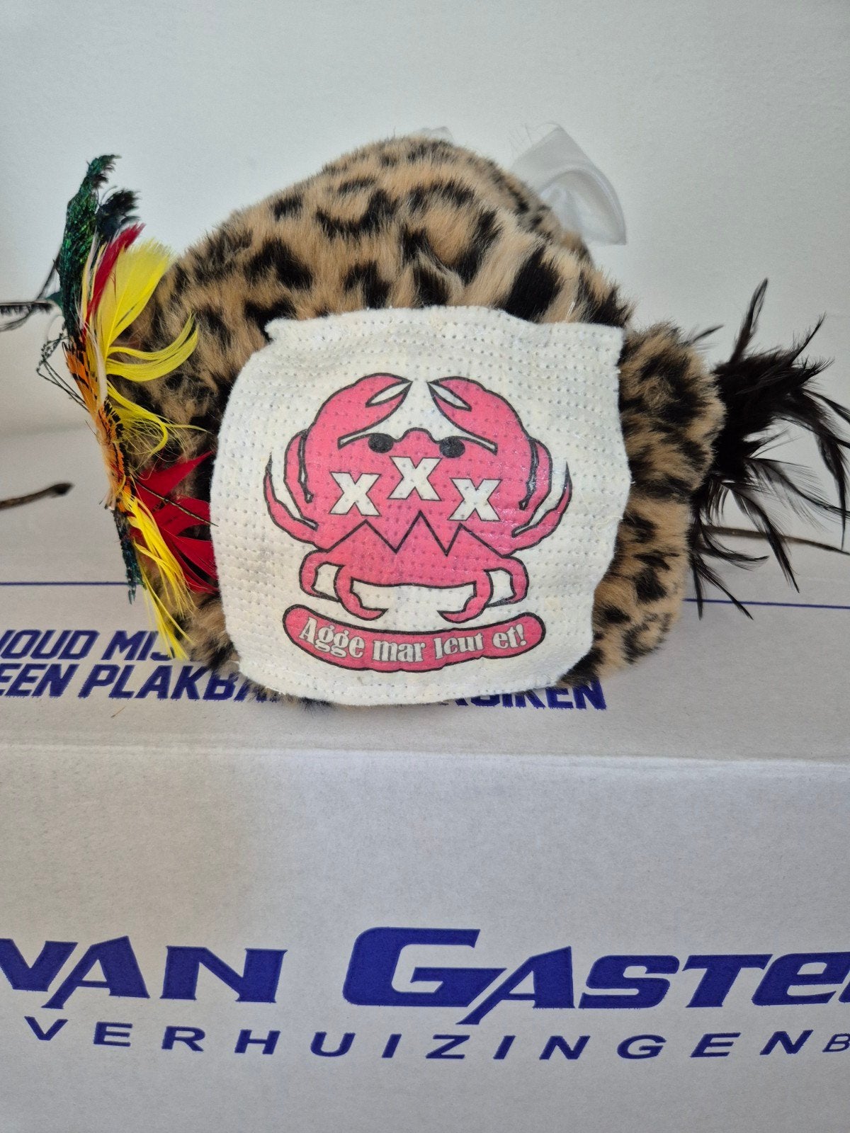 carnavals muts krabbengat, Ophalen, Zo goed als nieuw, Carnaval, Accessoires