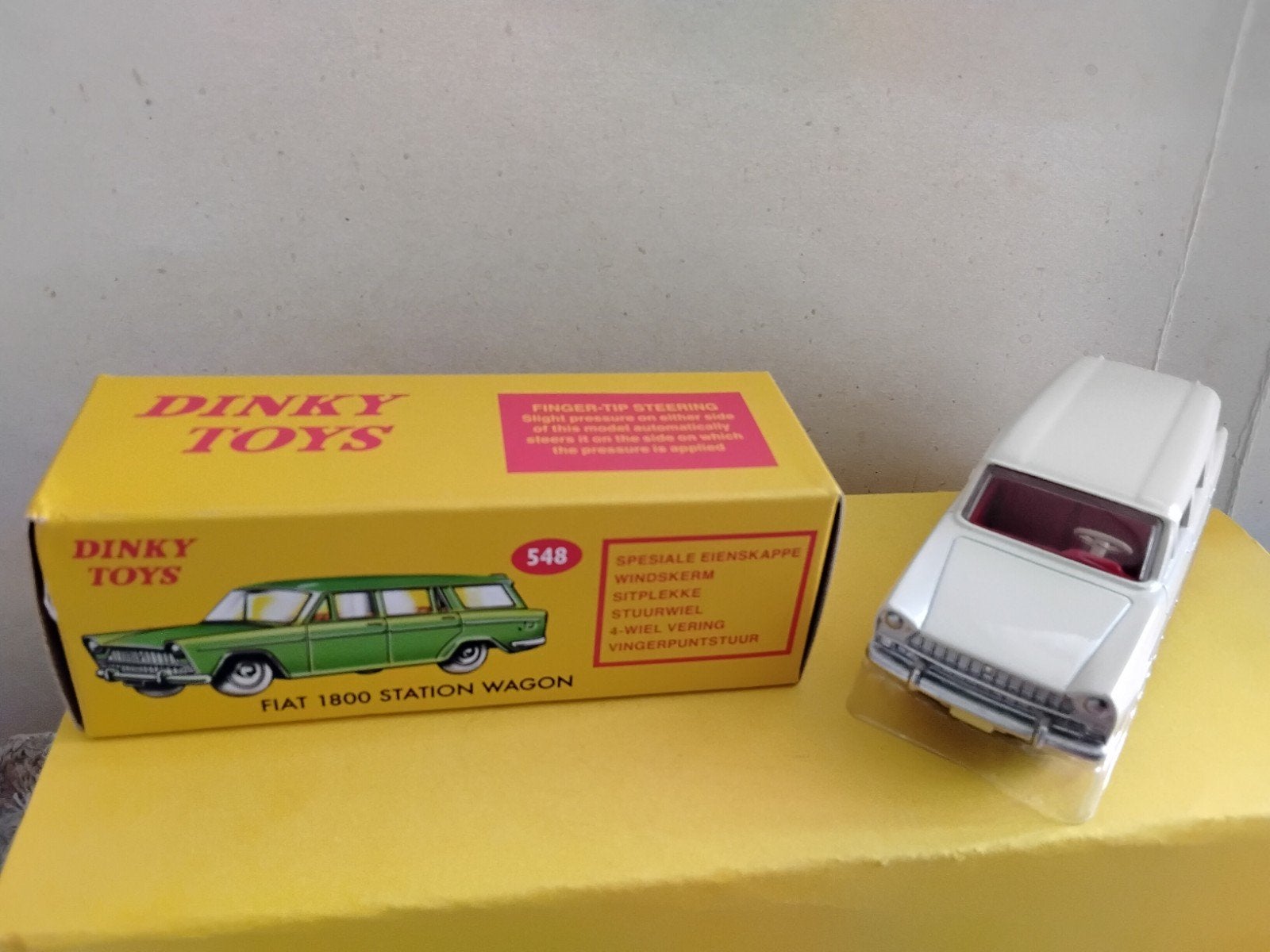 ÐINKY TOYS ATLAS  FIAT1800 STATION WAGON  NO 548, Ophalen of Verzenden, Zo goed als nieuw, Auto, Overige merken