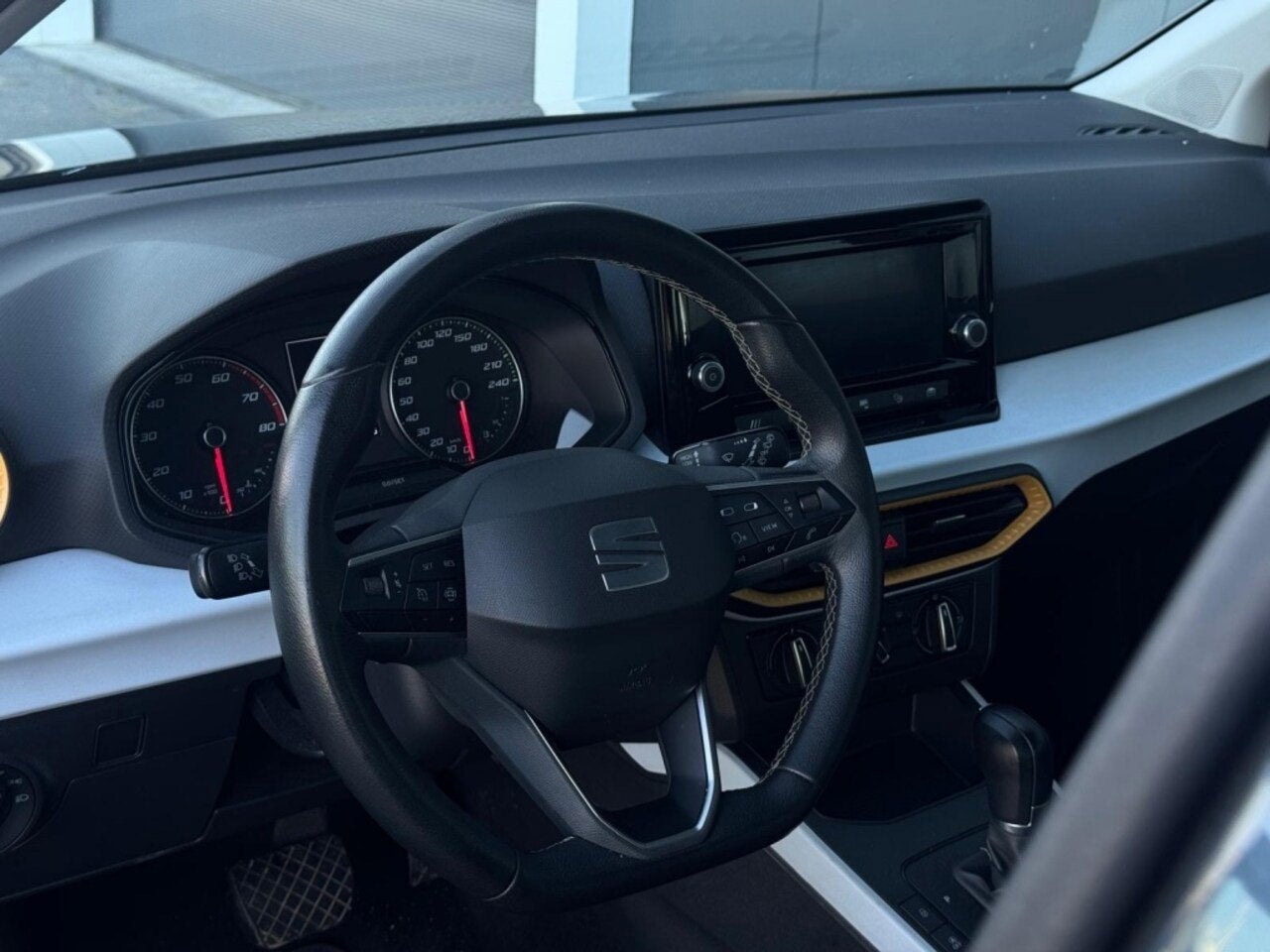 SEAT Arona 1.0 TSI Style | PDC | Carplay | LED, Auto's, Seat, Dealer onderhouden, Gebruikt, Arona, Met garantie (alle)