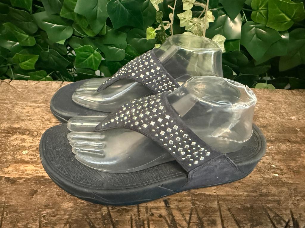 Nieuwe mooie slippers van Fitflop maat 42, Blauw, Nieuw, Ophalen of Verzenden, Fitflop