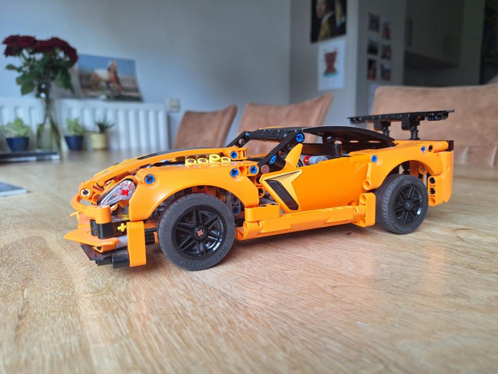 Lego Technic 42093 Chevrolet Corvette ZR1 (compleet), Ophalen of Verzenden, Gebruikt