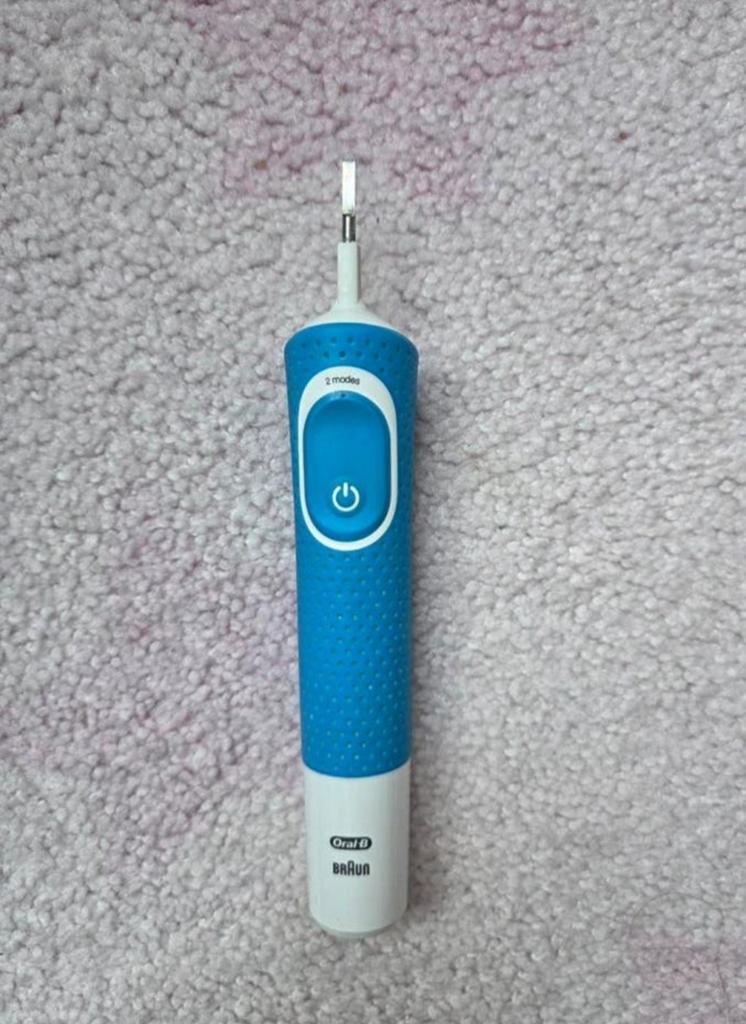 Oral B Pro Kids, Sieraden, Tassen en Uiterlijk, Uiterlijk | Mondverzorging, Ophalen, Gebruikt, Tandenborstel