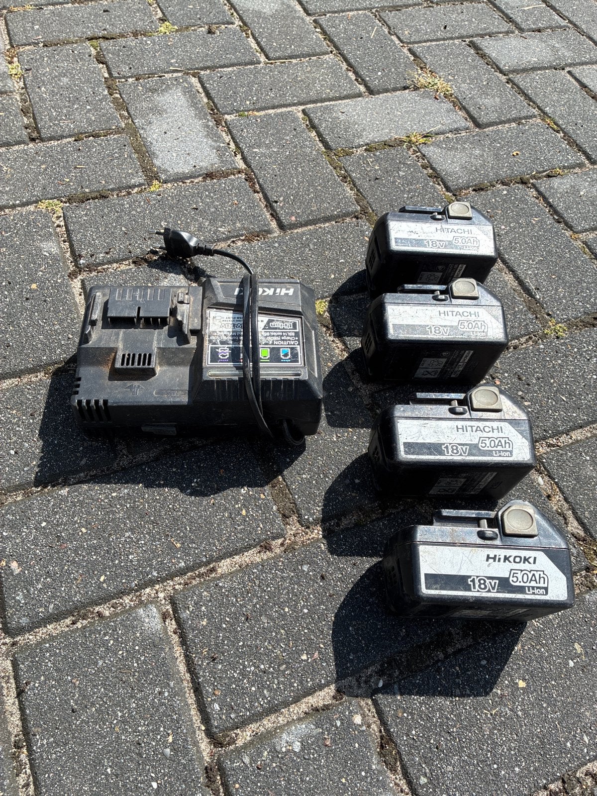Hitachi/HiKOKI 18V 5.0Ah accu's met lader, Ophalen, Gebruikt, Overige merken, Overige typen
