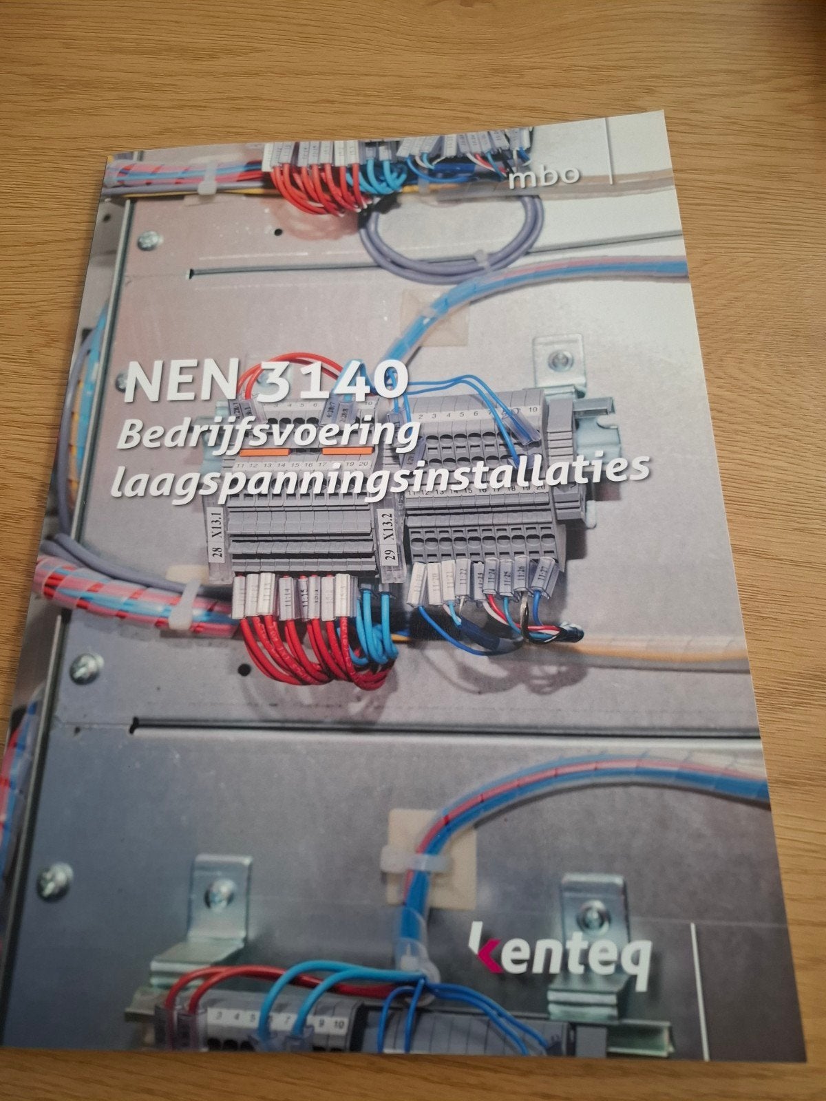 NEN 3140 Bedrijfsvoering laagspanningsinstallaties, Boeken, Ophalen of Verzenden, Nieuw, Overige niveaus