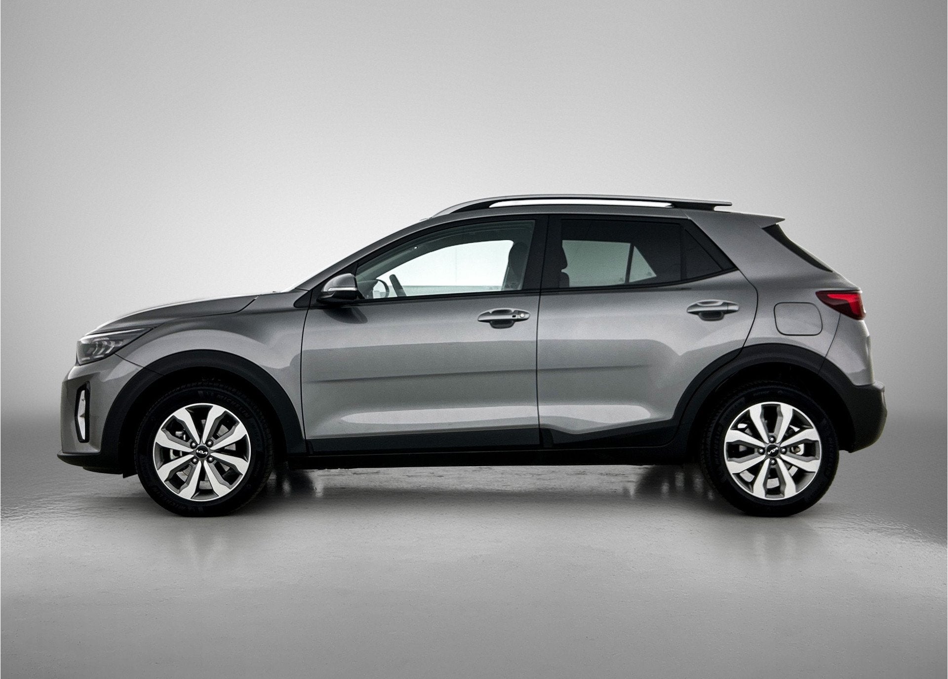 Kia Stonic 1.0 T-GDi MHEV DynamicPlusLine | Climate Control, Auto's, Voorwielaandrijving, 710 kg, Automatische klimaatregeling