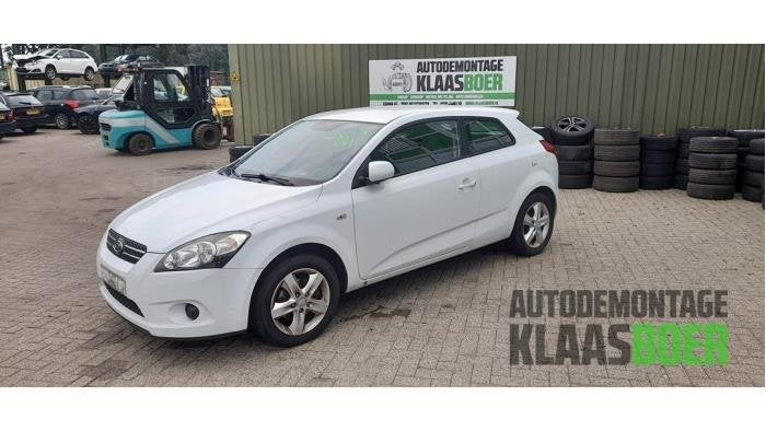 Scherm links-voor van een Kia Pro Ceed (WD), -, -, Ophalen of Verzenden, -
