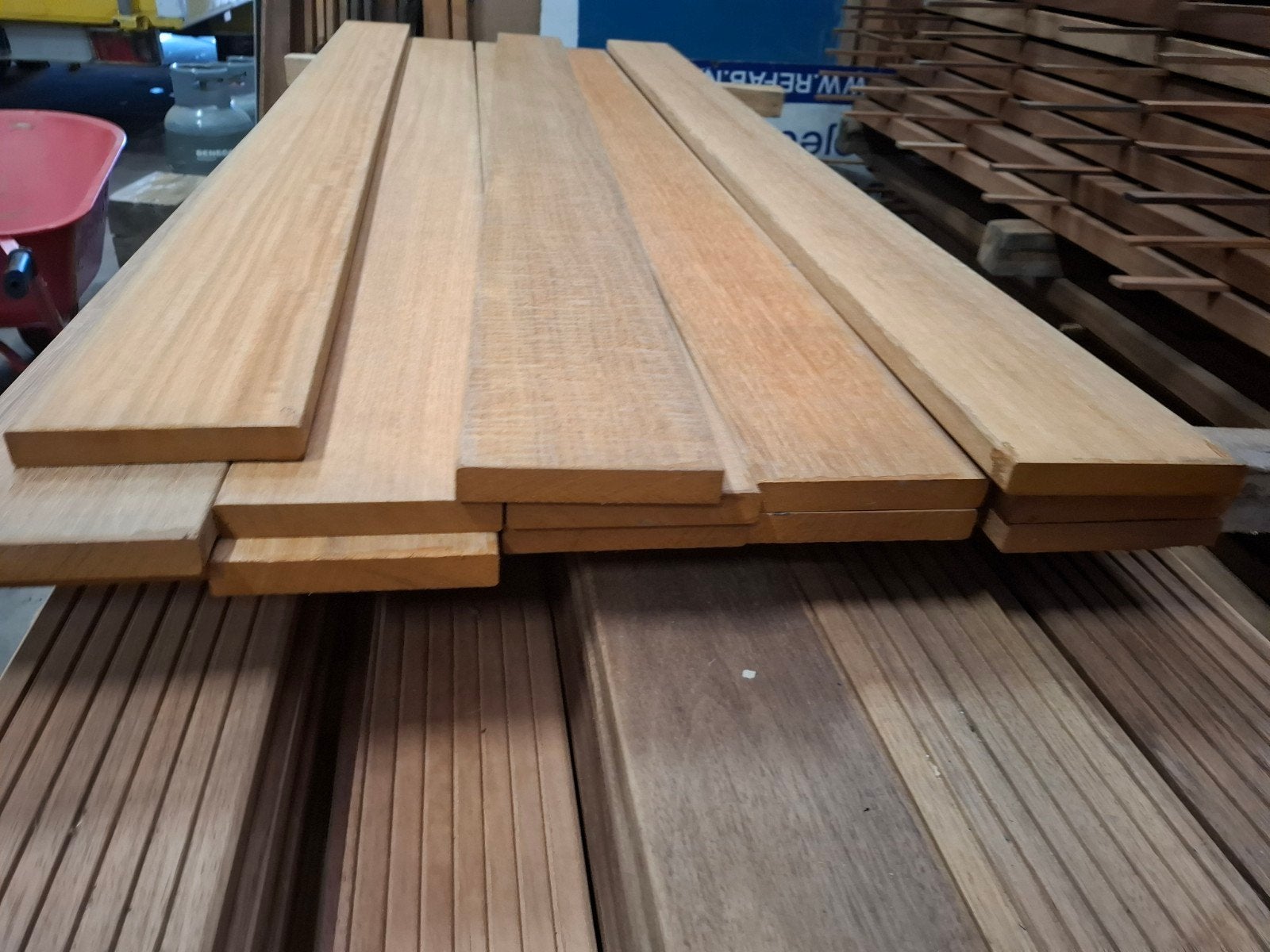 partij 13 dt hardhout vlonderplanken 185 cm bezorgen mogelij, Ophalen, Nieuw, A, Hout