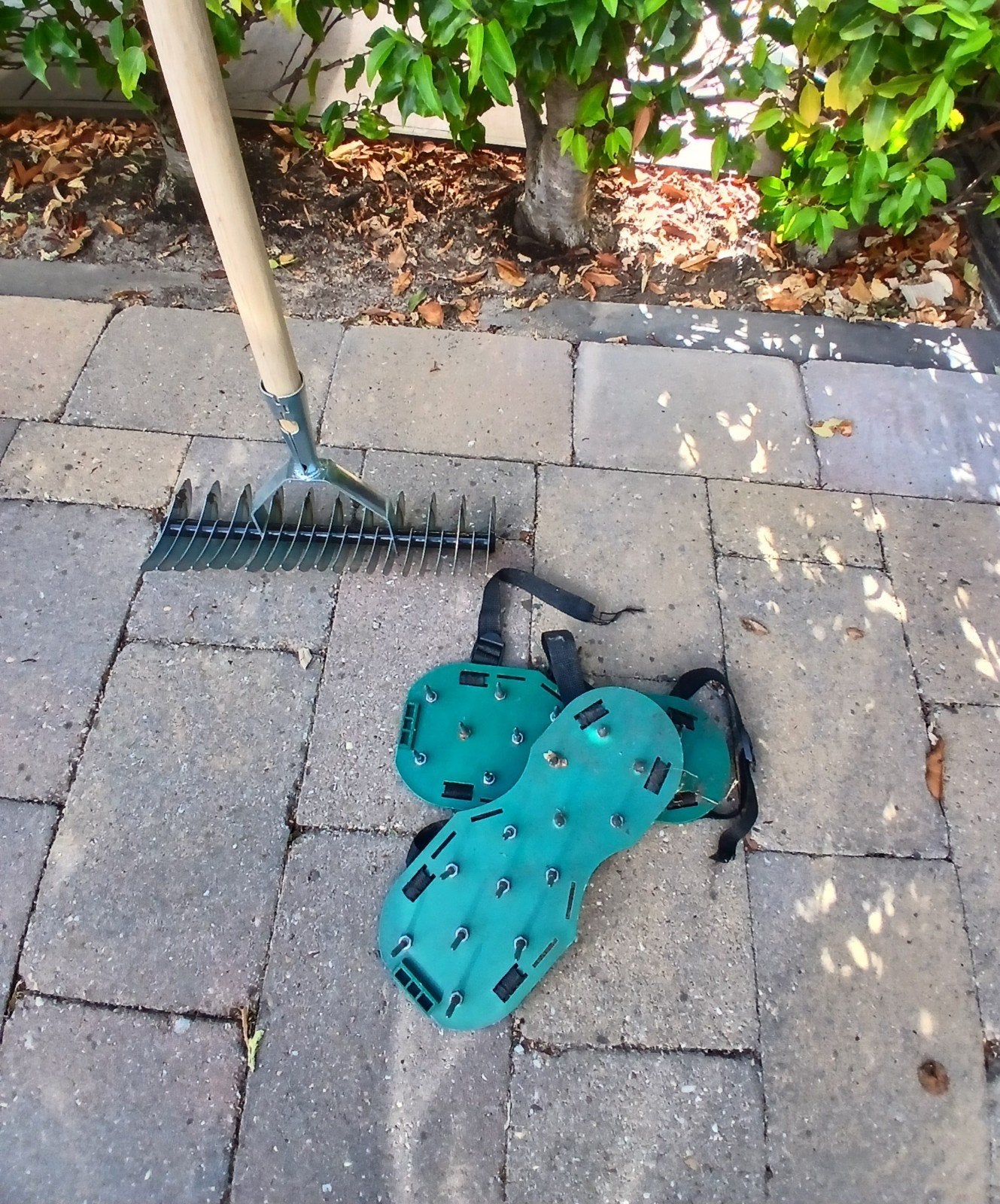 Gazon beluchtings schoenen, Ophalen, Gebruikt, 20 m² of meer, Gras