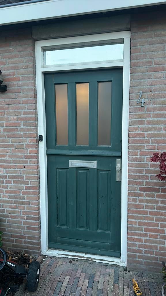 Hardhouten voordeur gratis ophalen, Doe-het-zelf en Verbouw, Kozijnen en Schuifpuien, Deurkozijn, Zo goed als nieuw, 150 tot 225 cm