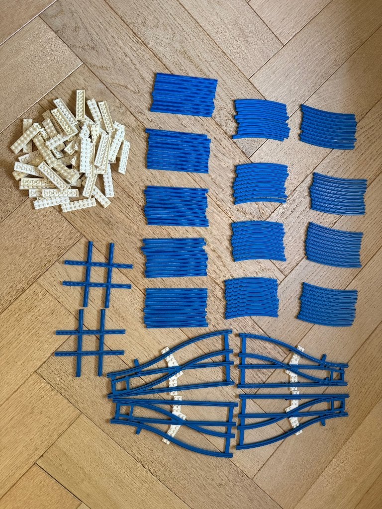 lego trein 4,5v blauwe rails, kruisingen en wissels, Kinderen en Baby's, Speelgoed | Duplo en Lego, Gebruikt, Overige thema's
