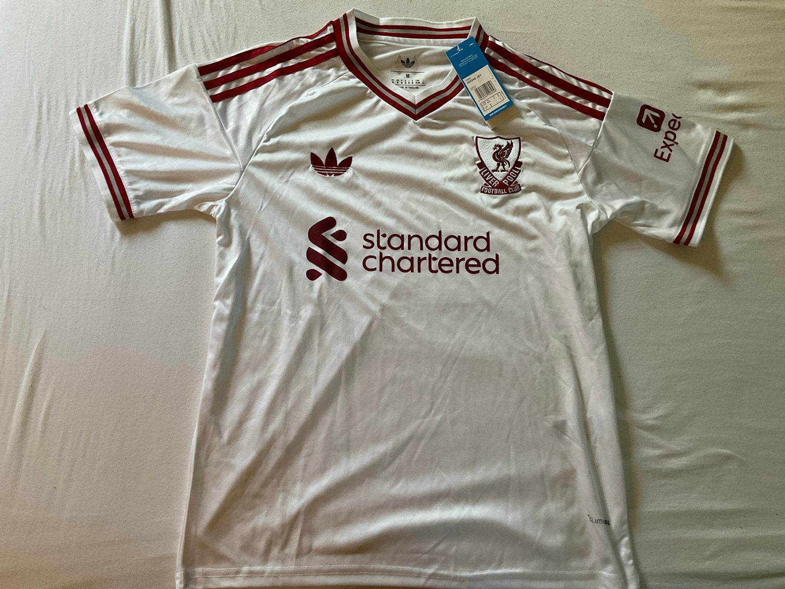 Nieuw Liverpool uit tenue 26/27 maat M, Maat 48/50 (M), Wit, Nieuw, Ophalen of Verzenden