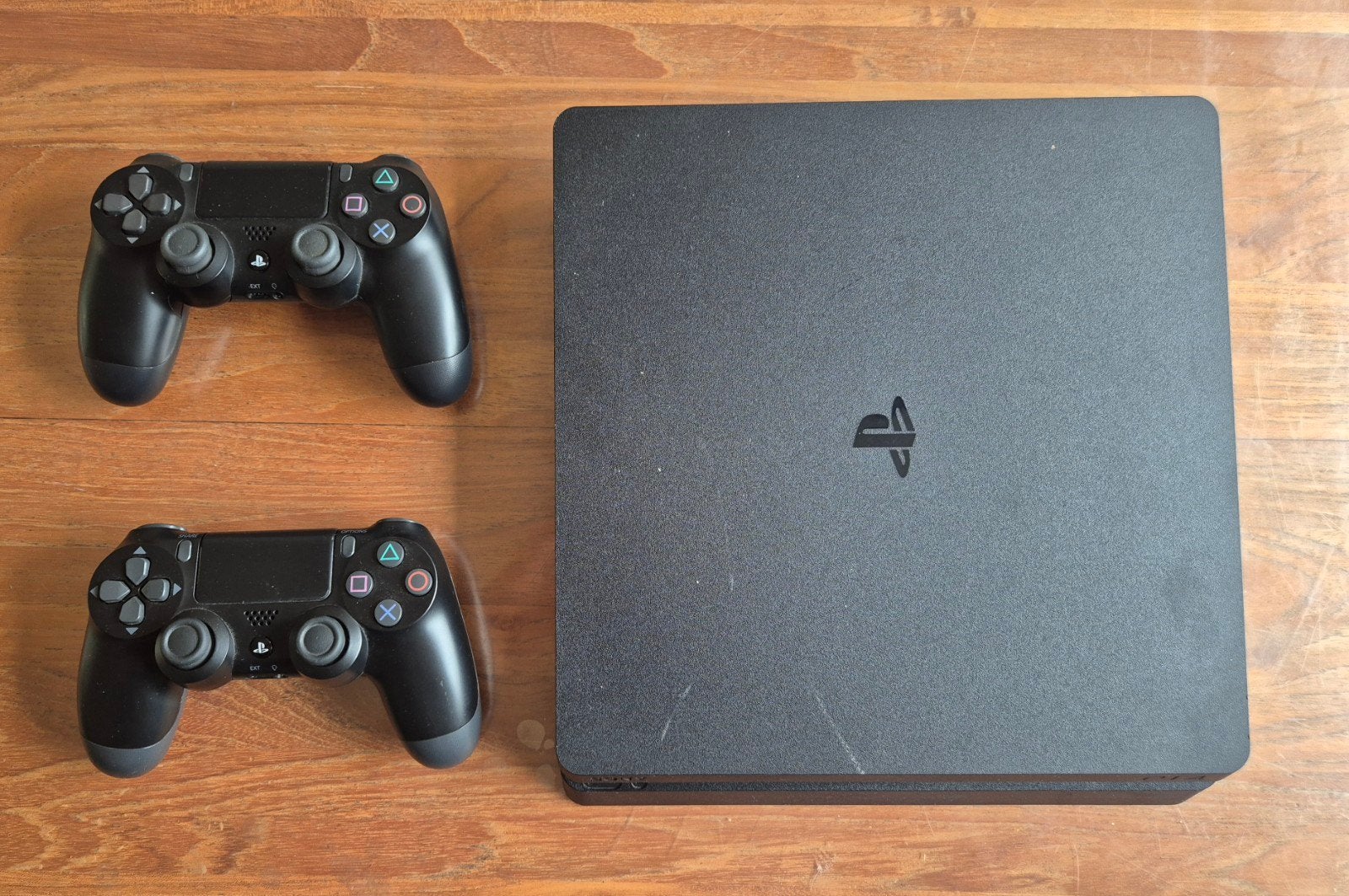 PlayStation 4 Slim met 2 controllers en kabels, Met 2 controllers, Ophalen of Verzenden, Slim, 500 GB