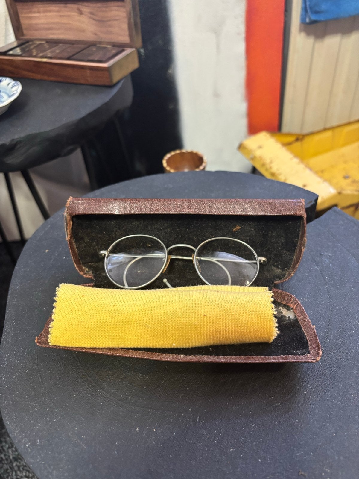 Vintage ronde bril met etui en doekje, Ophalen of Verzenden