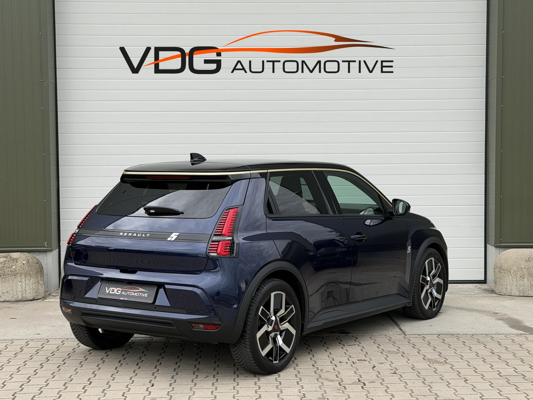 Renault 5 comfort range techno 52 kWh SOH 99% / Snellader /, Auto's, Dealer onderhouden, Stof, Gebruikt, 150 pk