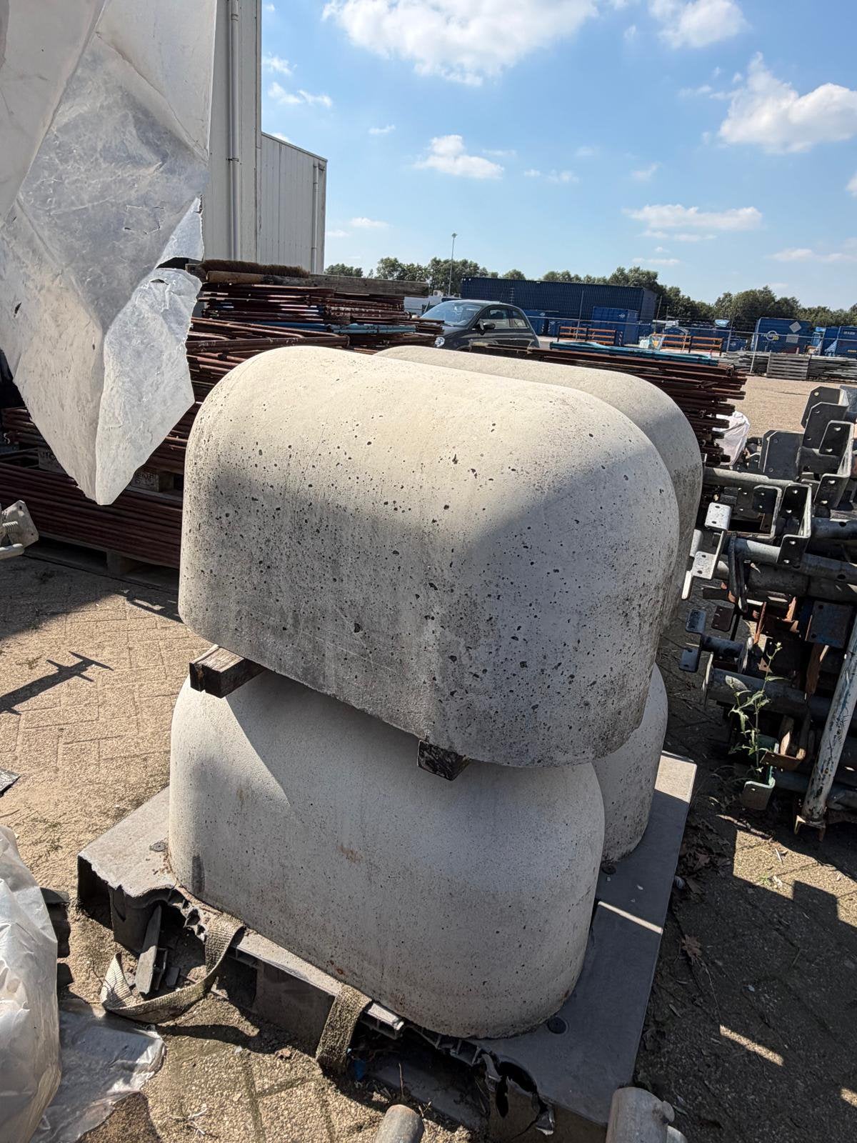 Varkensrug betonblokken, Ophalen, Beton, Overige typen