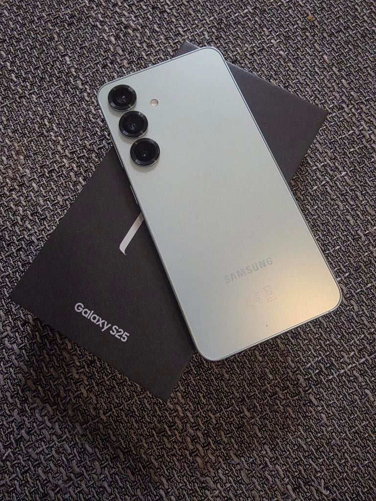 Samsung S25 5G 128GB Ram 12GB Als nieuw Garantie Vaste prijs, Ophalen, Touchscreen, Zo goed als nieuw, Zonder simlock