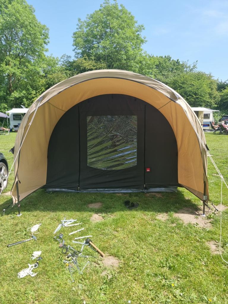 De Waard Type: Briluil Tent Tunneltent  Bijna nieuw, Ophalen, Zo goed als nieuw, Tot en met 4