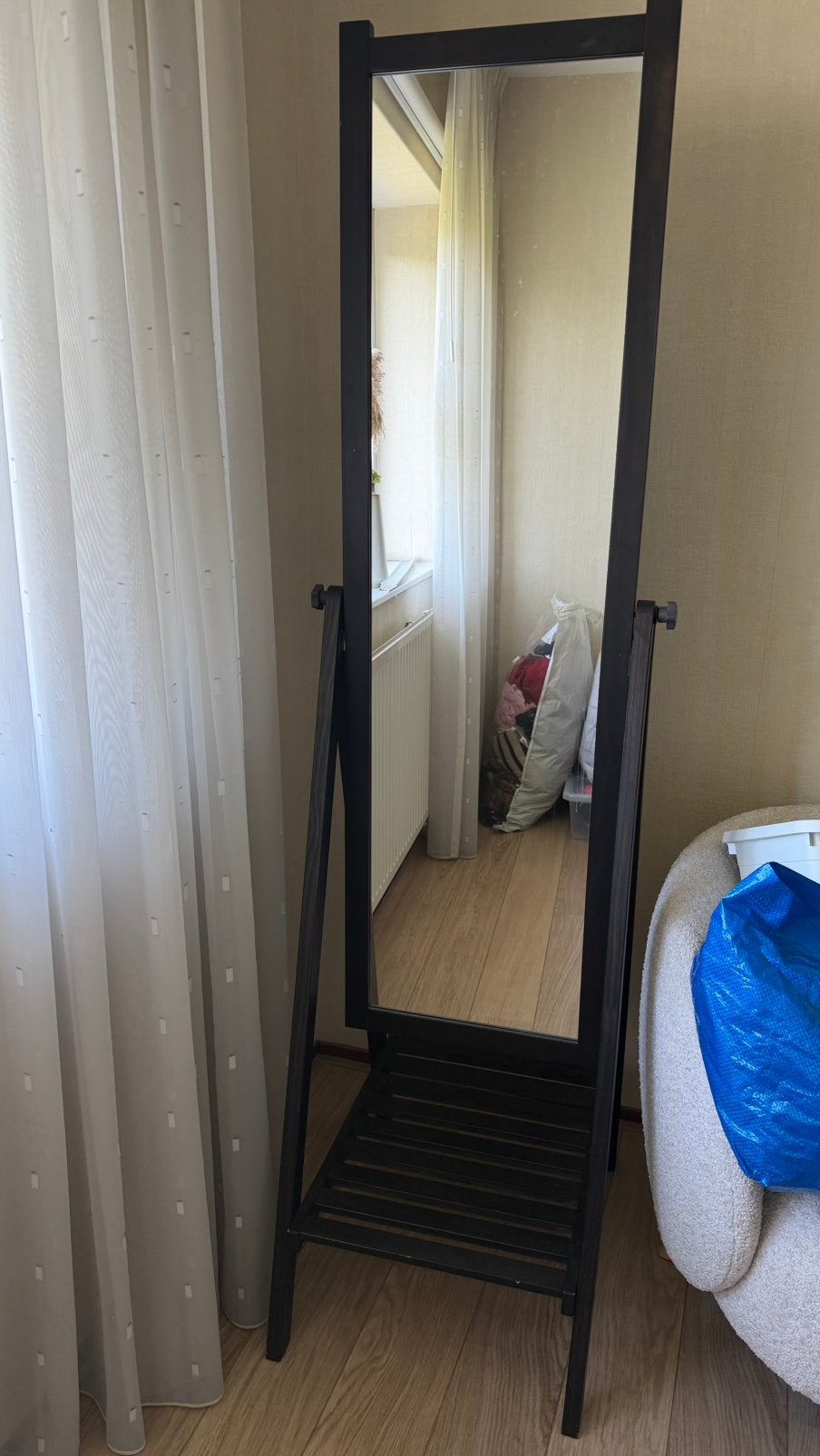 IKEA staande spiegel - MOET WEG, Ophalen, Minder dan 50 cm, Gebruikt, 150 tot 200 cm