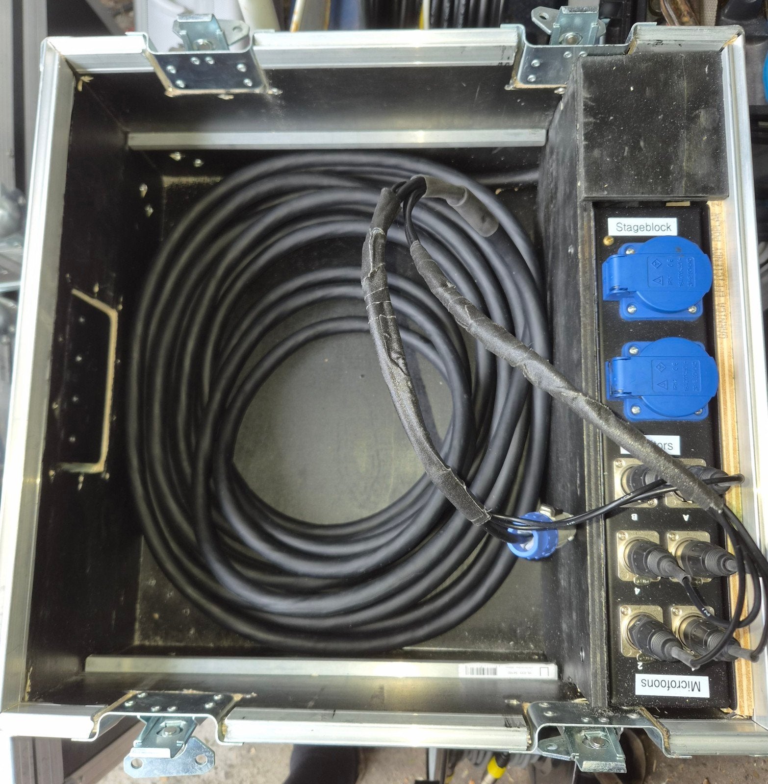 multikabel in flightcase, Ophalen, Gebruikt, Speaker of Versterker