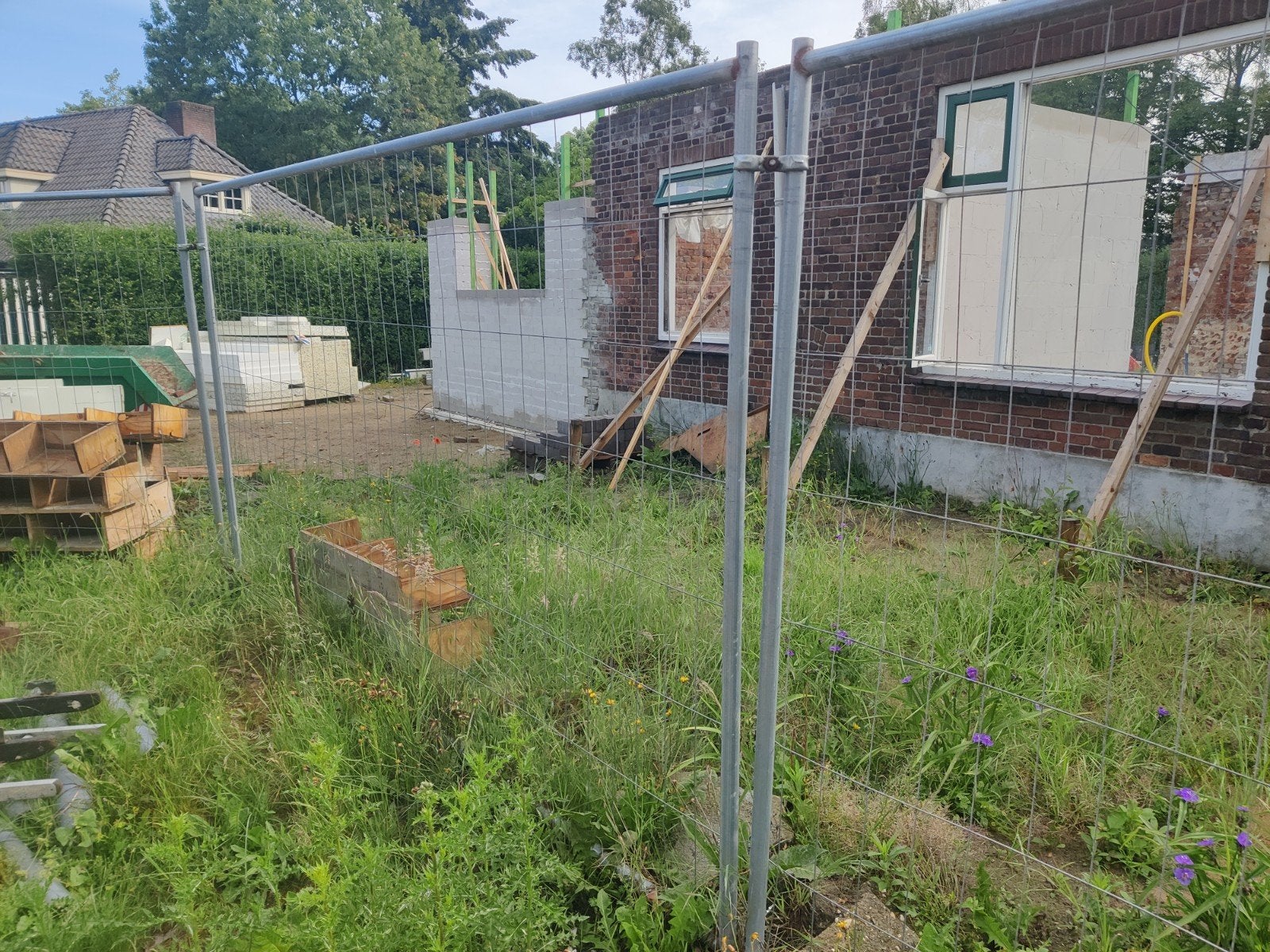 Bouwhekken, Ophalen