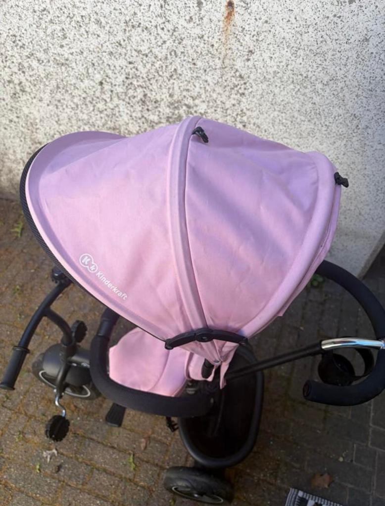 Kinderkraft driewieler met bekerhouder - Roze, Ophalen of Verzenden, Gebruikt, Duwstang