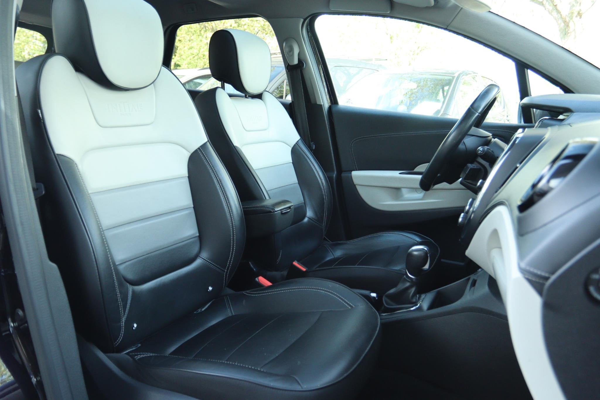 RENAULT CAPTUR 1.2 TCE AUT INITIALE PARIS | PANO | BOSE | LE, Auto's, Gebruikt, Euro 6, 4 cilinders, 635 kg