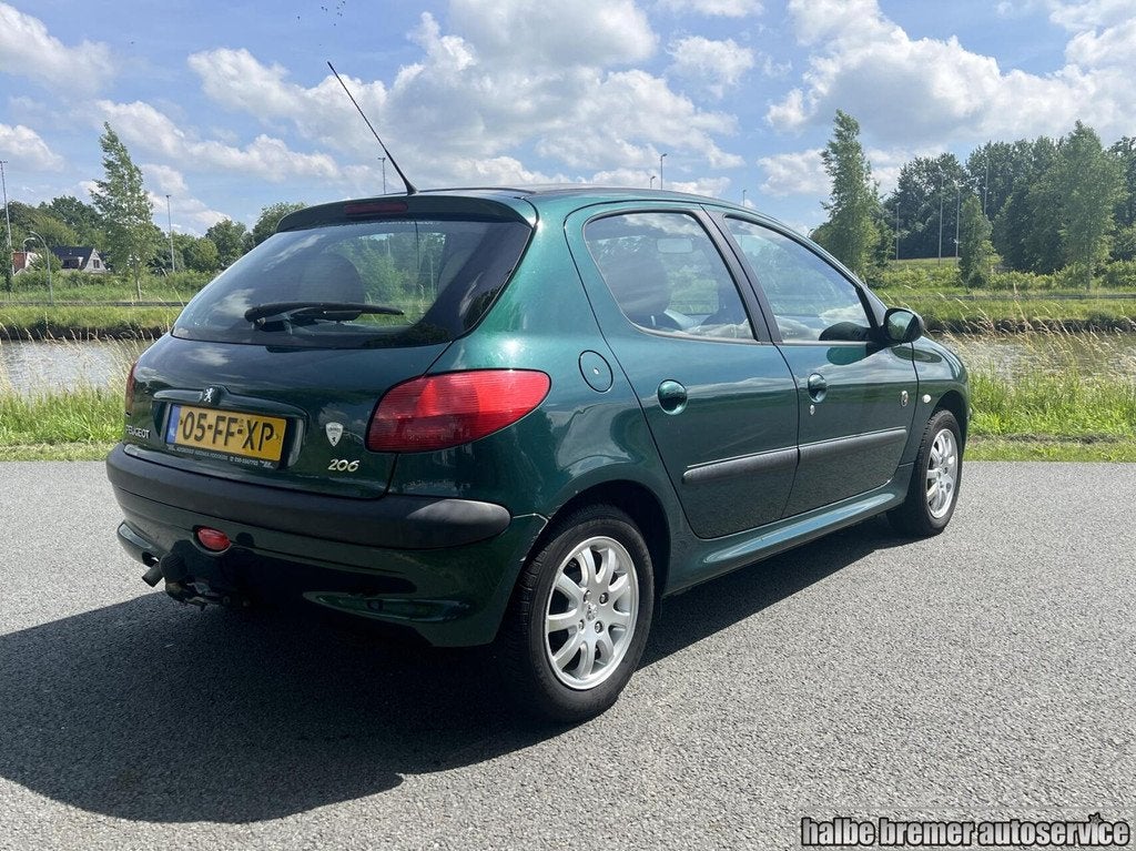 Peugeot 206 1.6 Roland Garros UNIEK!, 4 cilinders, Bedrijf, 88 pk, Hatchback