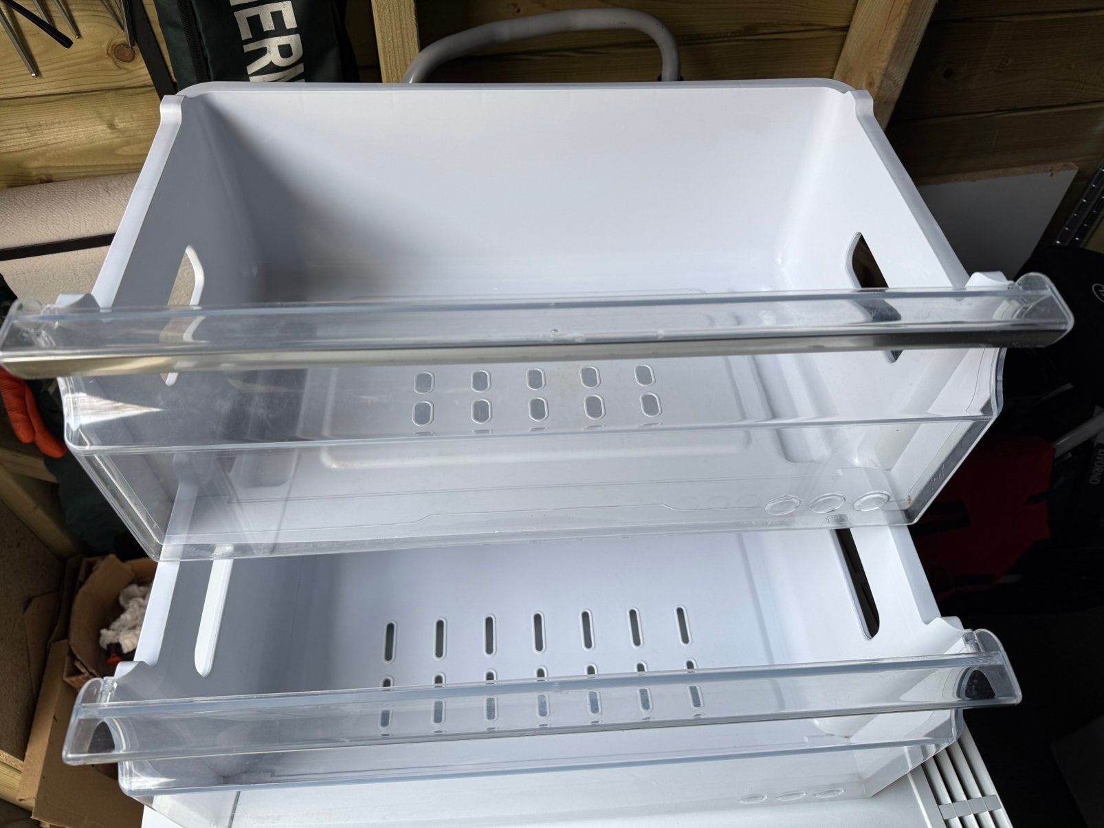 2 SAMSUNG KOELKASTLADEN, Ophalen, Zo goed als nieuw, Met vriesvak